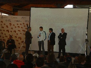 Alex Schwazer bronzo 5o km mondiali di Osaka 2007 con Sandro Damilano allenatore della nazionale italiana